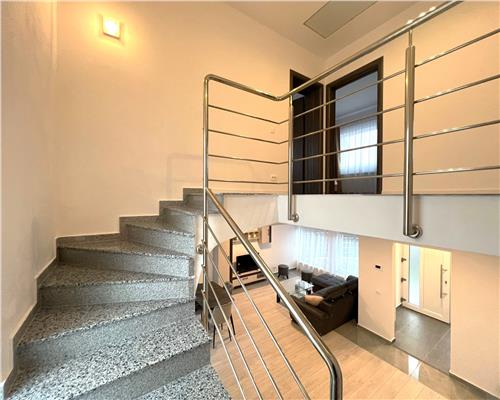 Casa noua 4 camere 2 bai 3 balcoane 3 parcari in Selimbar