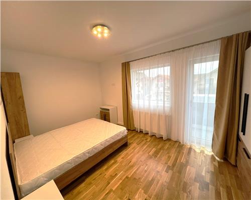 Casa noua 4 camere 2 bai 3 balcoane 3 parcari in Selimbar