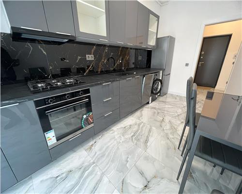Dezvoltator vand studio 40 mp utili cu parcare boxa zona Brana
