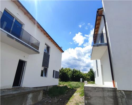 Casa construita cu 4 camere 2 bai in zona Calea Cisnadiei