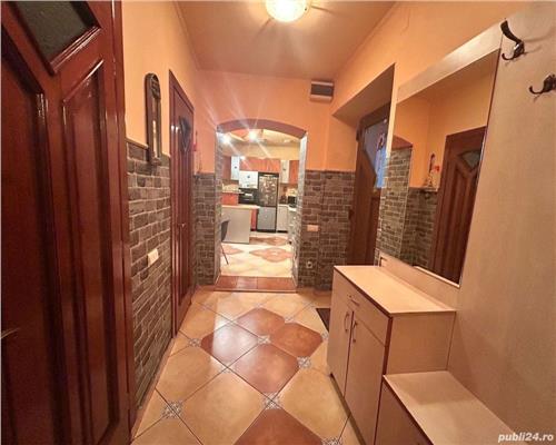 Apartament la casa cu 4 camere in zona Ultracentrala