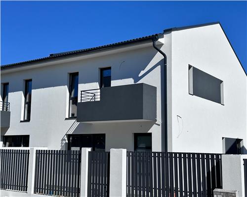 Casa cu 4 camere 2 bai si 300 mp teren in zona Calea Cisnadiei