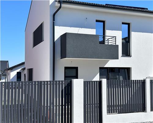 Casa cu 4 camere 2 bai si 300 mp teren in zona Calea Cisnadiei