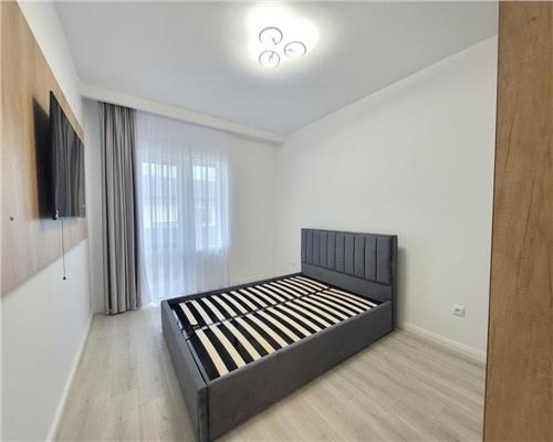Dezvoltator vand apartament 3 camere cu balcon zona Supeco