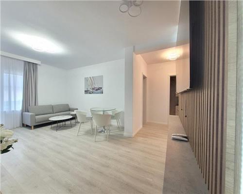 Dezvoltator vand apartament 3 camere cu balcon zona Supeco