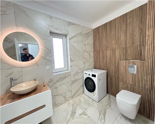 Dezvoltator vand apartament 3 camere cu balcon zona Supeco