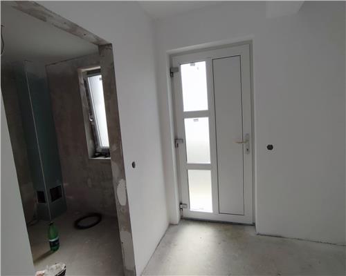 Casa moderna cu 4 camere si garaj in Cartierul Arhitectilor
