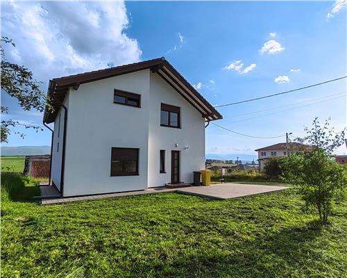 Casa individuala cu 5 camere in zona Bavaria
