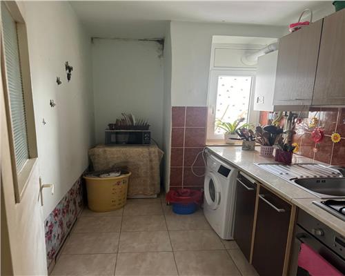Apartament cu 2 camere si balcon pe Mihai Viteazu