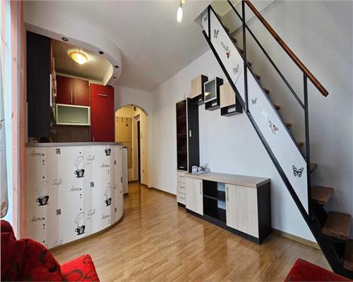 Apartament 4 camere si Balcon in zona Cedonia