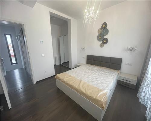 Casa de lux cu 4 camere 2 bai si terasa in Cristian