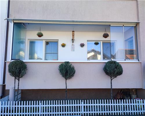 Apartament modern 3 camere 2 bai balcon si parcare in Selimbar -