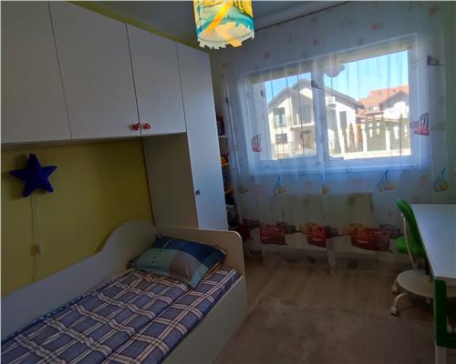 Apartament modern 3 camere 2 bai balcon si parcare in Selimbar -