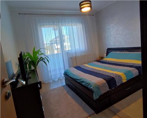 Apartament modern 3 camere 2 bai balcon si parcare in Selimbar -