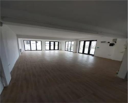 Spatiu comercial 70 mp si 3 locuri de parcare in Arhitectilor