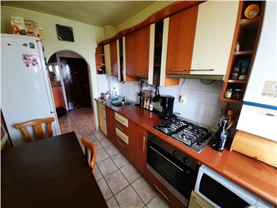 Apartament în exclusivitate 2 camere decomandat balcon pe Siretului