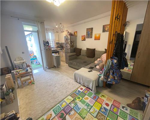 Apartament 2 camere cu balcon si parcare pe Calea Cisnadiei
