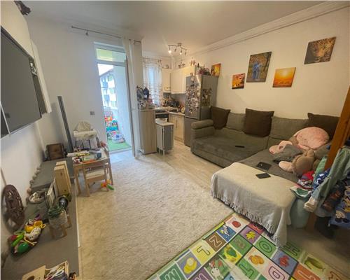 Apartament 2 camere cu balcon si parcare pe Calea Cisnadiei
