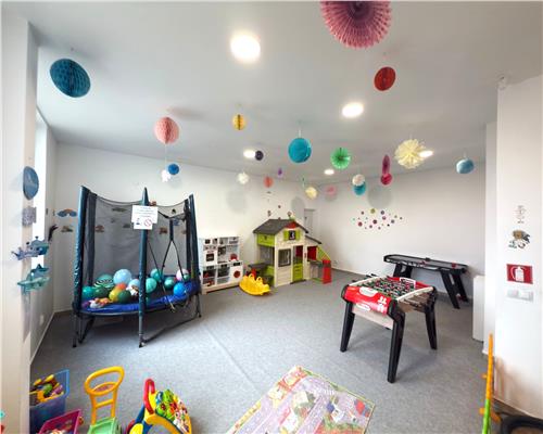 Spatiu comercial 96 mp cu parcare in zona Doamna Stanca