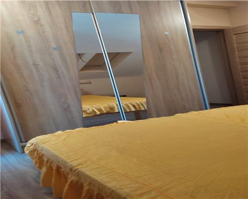 Apartament 2 camere decomandat cu balcon in zona Turnisor