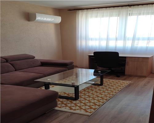 Apartament 2 camere decomandat cu balcon in zona Turnisor