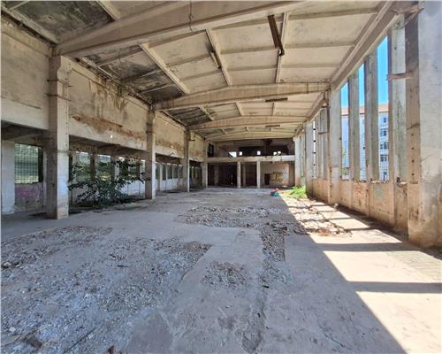 Spatiu comercial/industrial cu destinatie multipla in Strand
