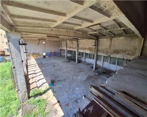 Spatiu comercial/industrial cu destinatie multipla in Strand