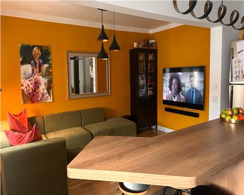 Apartament modern cu 4 camere 2 bai si logie inchis in Strand