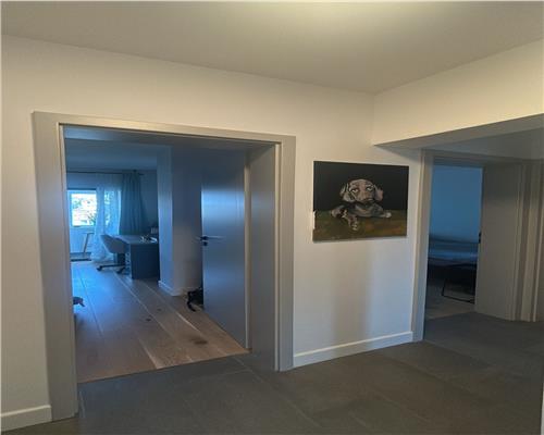 Apartament modern cu 4 camere 2 bai si logie inchis in Strand