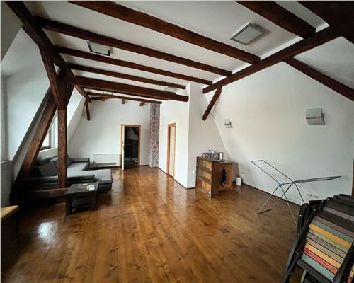 Casa renovata complet in Medias zona ultracentrala