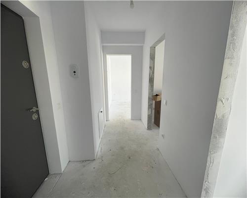 Apartament intabulat la CHEIE cu 3 camere 2 balcoane Doamna Stanca