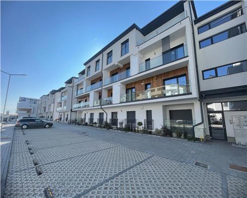 Apartament intabulat la CHEIE cu 3 camere 2 balcoane Doamna Stanca