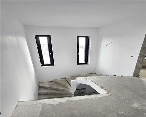 Casa tip duplex 4 camere teren 220 mp in Cristian