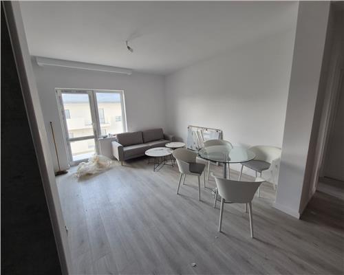 Apartament decomandat etaj 1 la cheie 56 mp utili balcon 7 mp Doamna Stanca