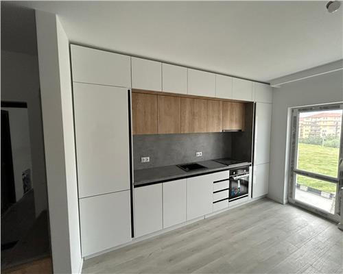 Apartament decomandat etaj 1 la cheie 56 mp utili balcon 7 mp Doamna Stanca