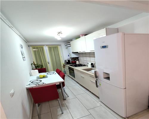 Apartament cu 3 camere 2 balcoane si parcare pe Calea Surii Mici