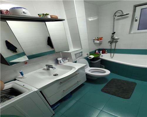 Apartament cu 3 camere 2 balcoane si parcare pe Calea Surii Mici