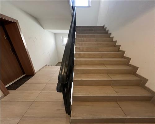 Apartament cu 3 camere 2 balcoane si parcare pe Calea Surii Mici