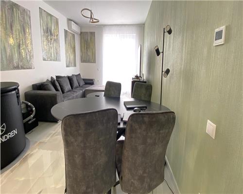 Penthouse lux 3 camere 2 bai terasa 120 mp parcare subterana zona Centrala