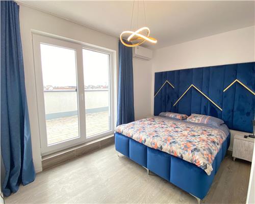 Penthouse lux 3 camere 2 bai terasa 120 mp parcare subterana zona Centrala