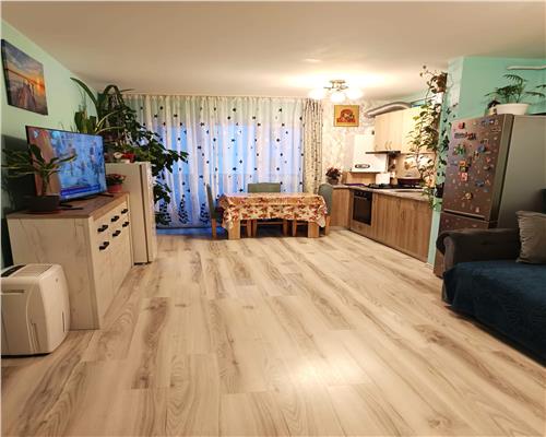 Apartament cu 2 camere balcon si parcare pe Calea Surii Mici