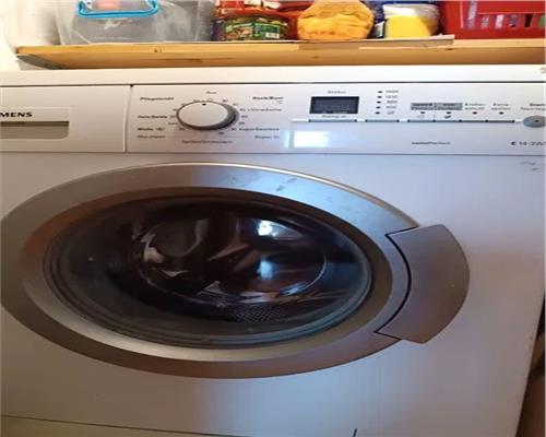 Apartament 2 camere decomandat cu balcon in zona Ciresica