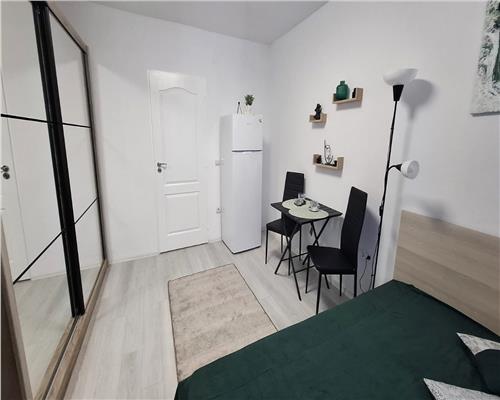 Garsoniera Moderna complet Renovata in zona Broscarie