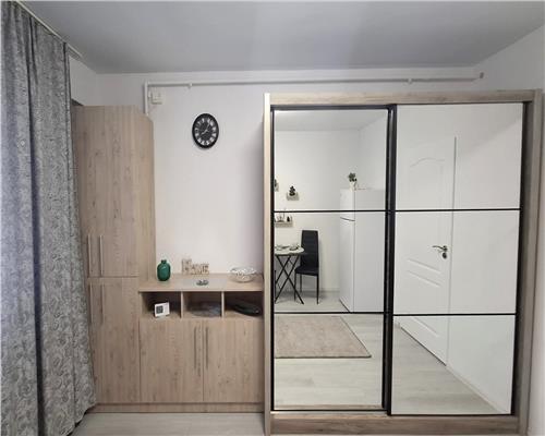 Garsoniera Moderna complet Renovata in zona Broscarie