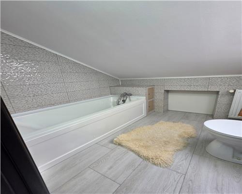 Apartament cu 4 Camere Balcon si Parcare in Selimbar