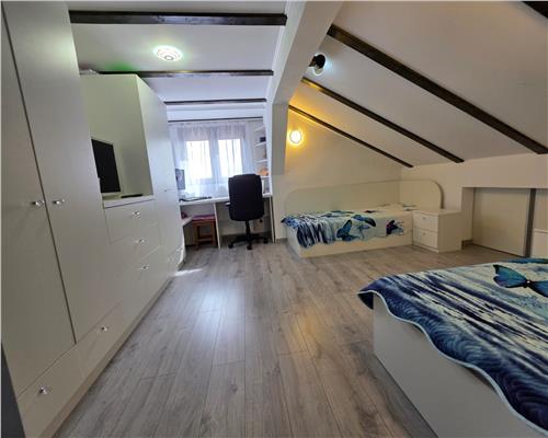 Apartament cu 4 Camere Balcon si Parcare in Selimbar