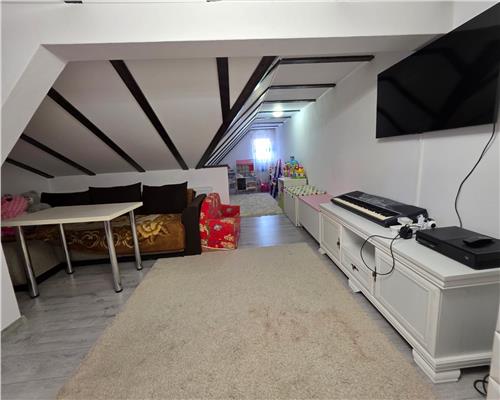 Apartament cu 4 Camere Balcon si Parcare in Selimbar