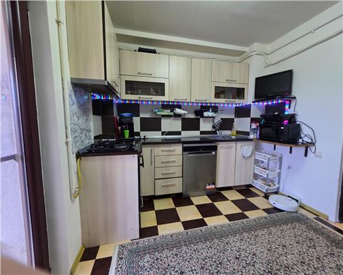 Apartament cu 4 Camere Balcon si Parcare in Selimbar