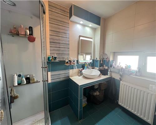 Casa utilata 100 mp utili 4 camere 2 bai curte in Sibiu