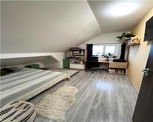 Apartament cu 3 camere 2 balcoane in Strand II
